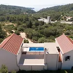 Villa Aurora *