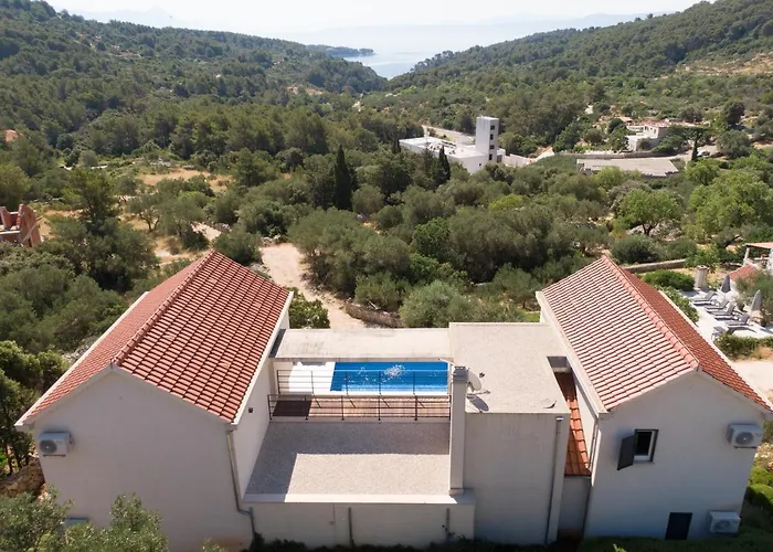 Villa Aurora *