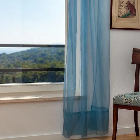 Aurora Vila Selca (Brac)