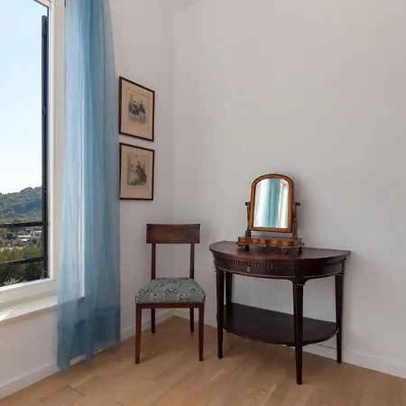 Aurora Vila Selca (Brac)